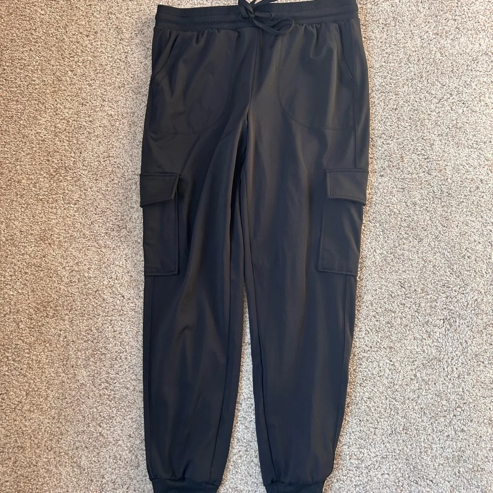 Rachel Zoe Women Elastic Waistband Mid-Rise Stretch Cargo Jogger SZ M Black - Picture 1 of 4